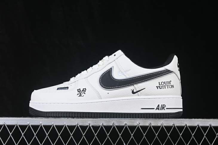 Picture of Air Force 1 _SKUfw24535243885828917fw